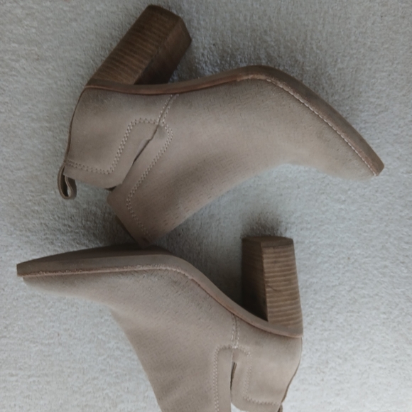 dolce vita ankle boots - Picture 3 of 6